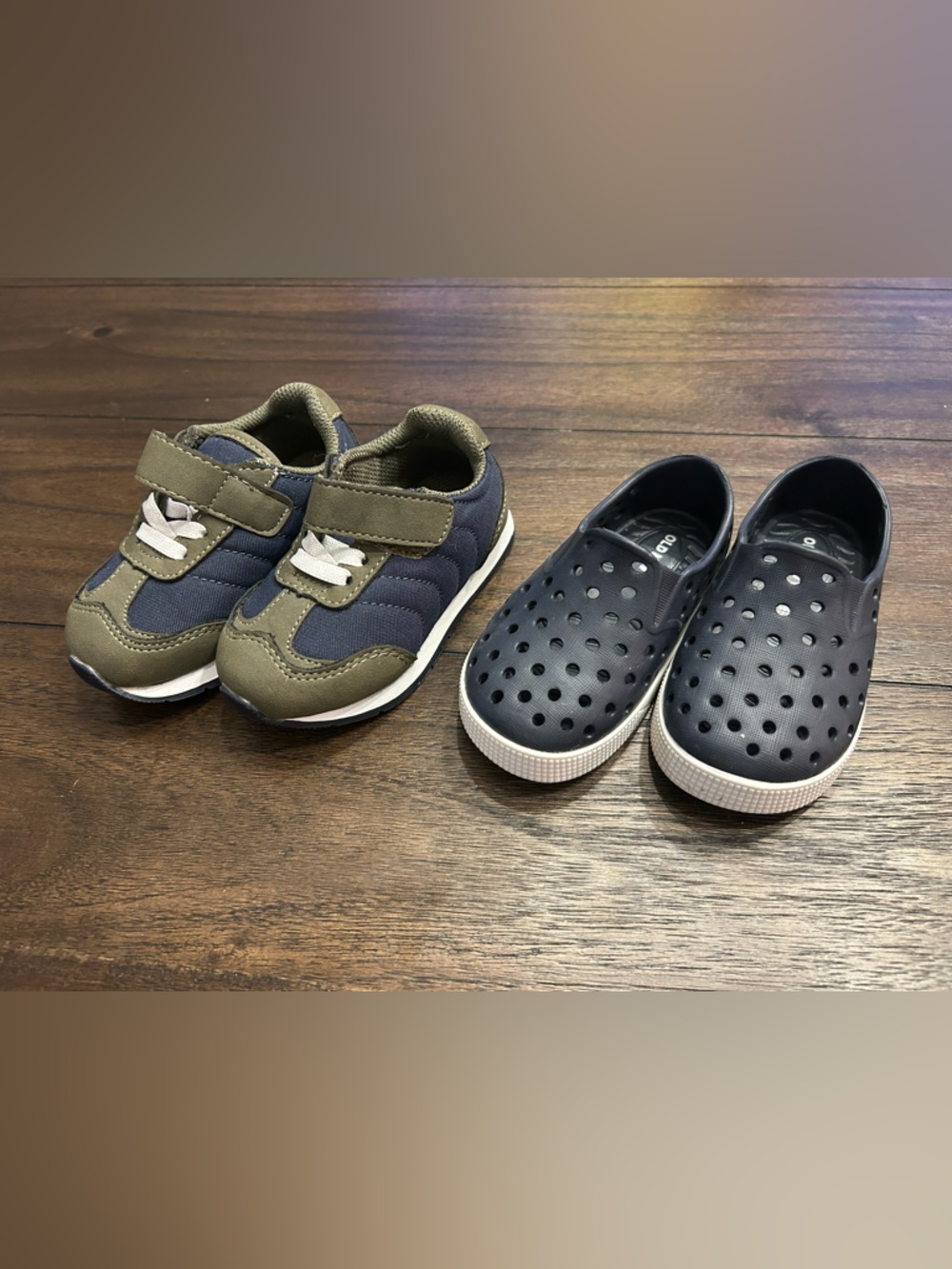Boys baby shoes size 5